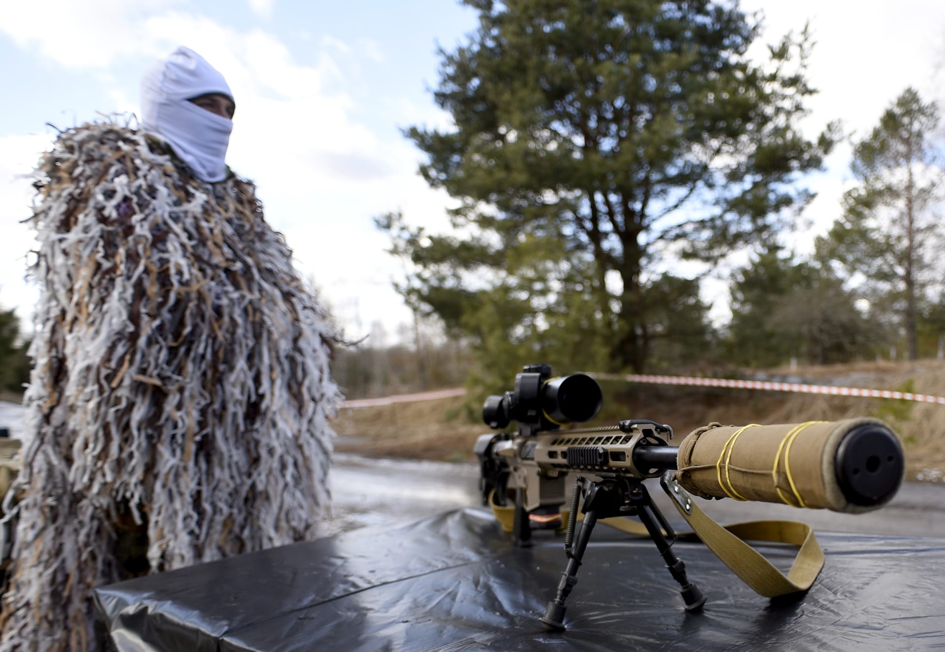 Výcvik ukrajinských odstřelovačů v Kyjevské oblasti