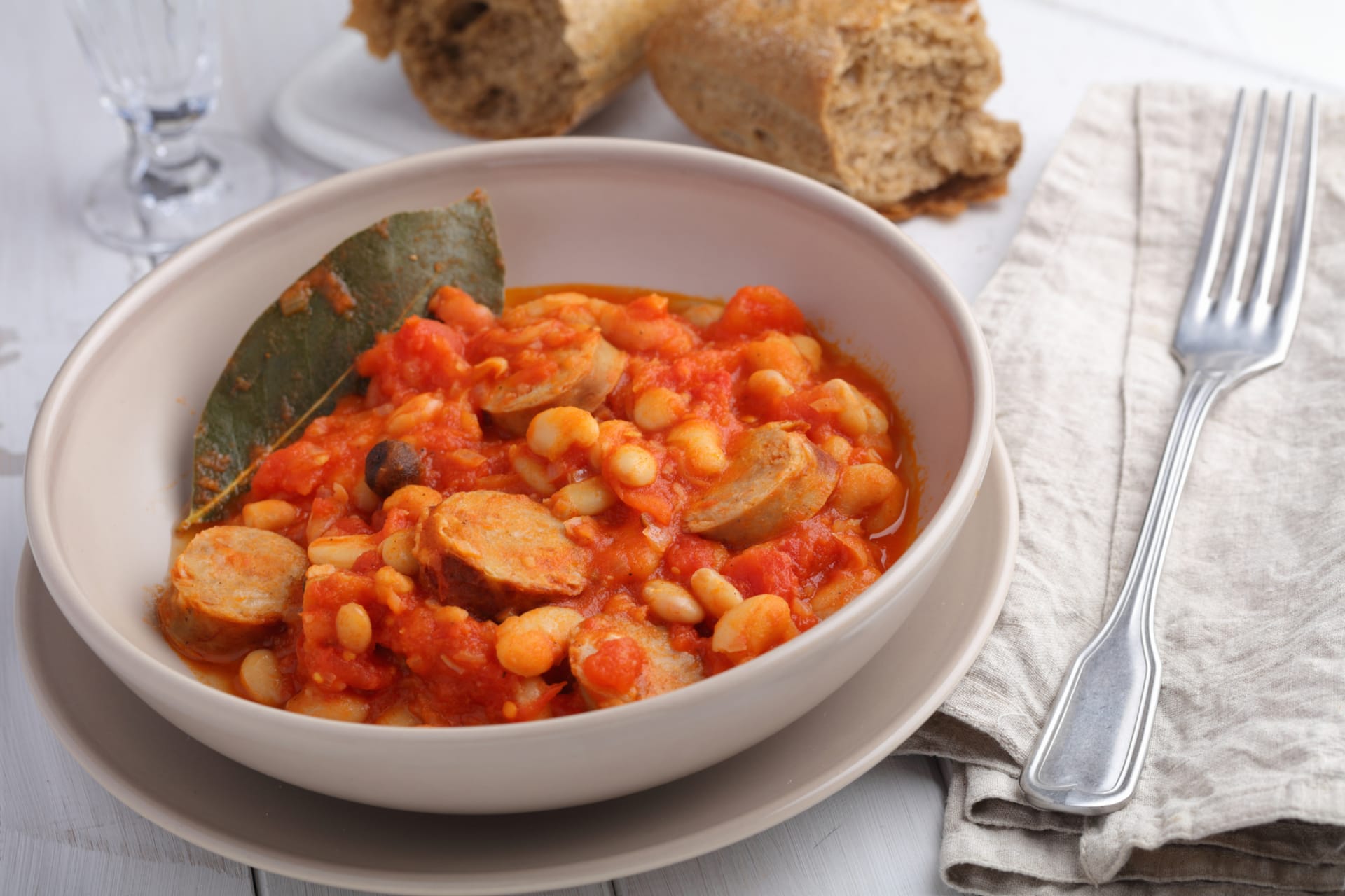 Trenčany sausage with beans - an improved home recipe for the Tramp classic
