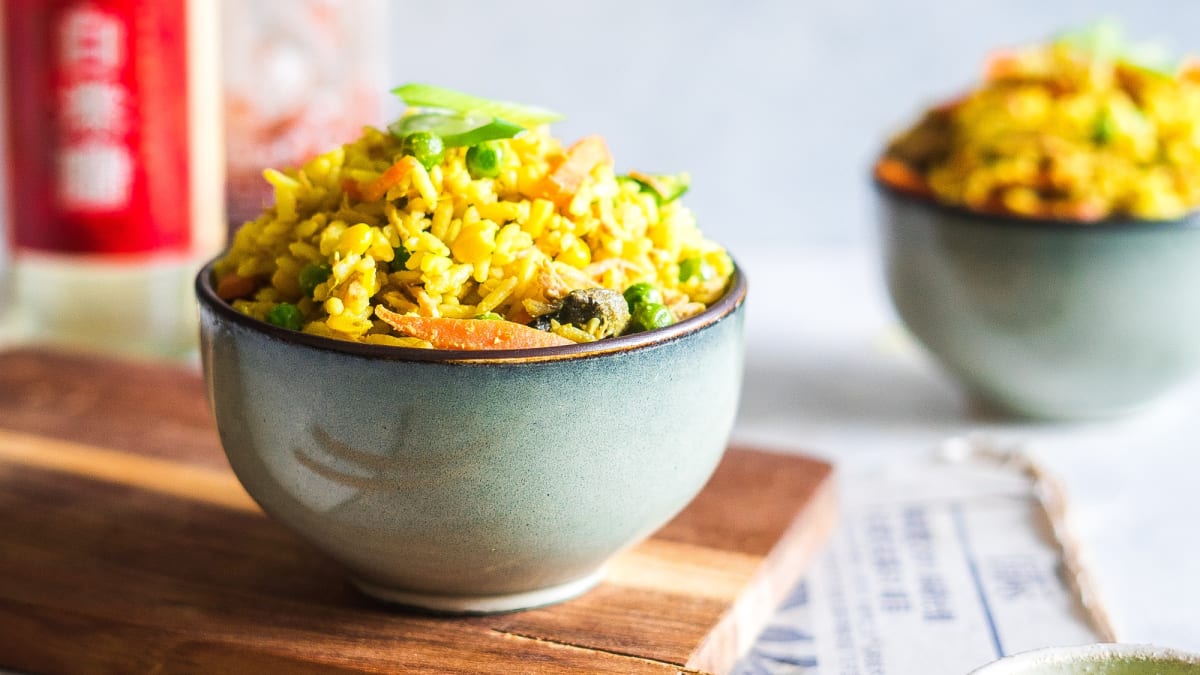 Rychlá večeře: Asijská smažená rýže se zeleninou co dům dal