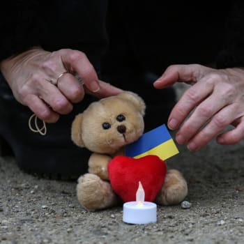 Demonstrace v Bruselu měla přivést pozornost k únosům ukrajinských dětí (23.2.2023)