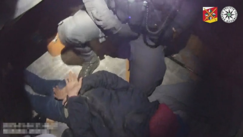 Policisté z Jičína dopadli zloděje, kterého už v minulosti zatkli. 
