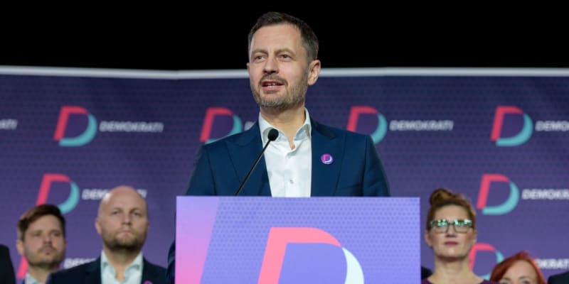 Slovenský premiér Eduard Heger představil novou stranu Demokraté.