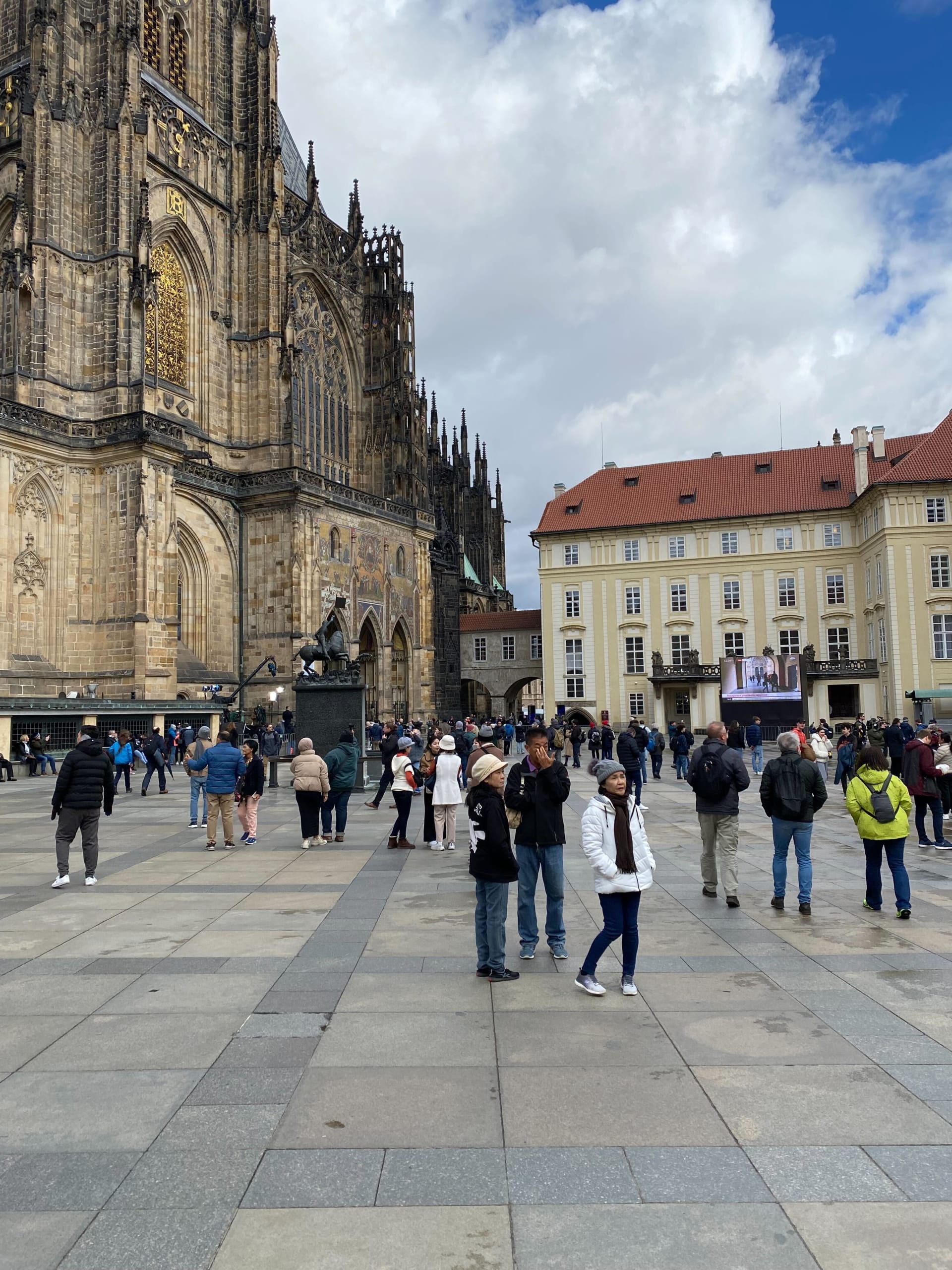 Prostory třetího nádvoří Pražského hradu