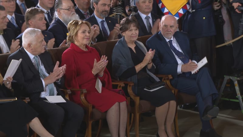 Václav Klaus, Dagmar Havlová a manželé Rychetští na inauguraci