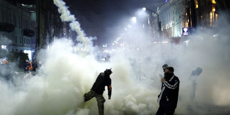 Protesty v gruzínském Tbilisi (8. 3. 2023)