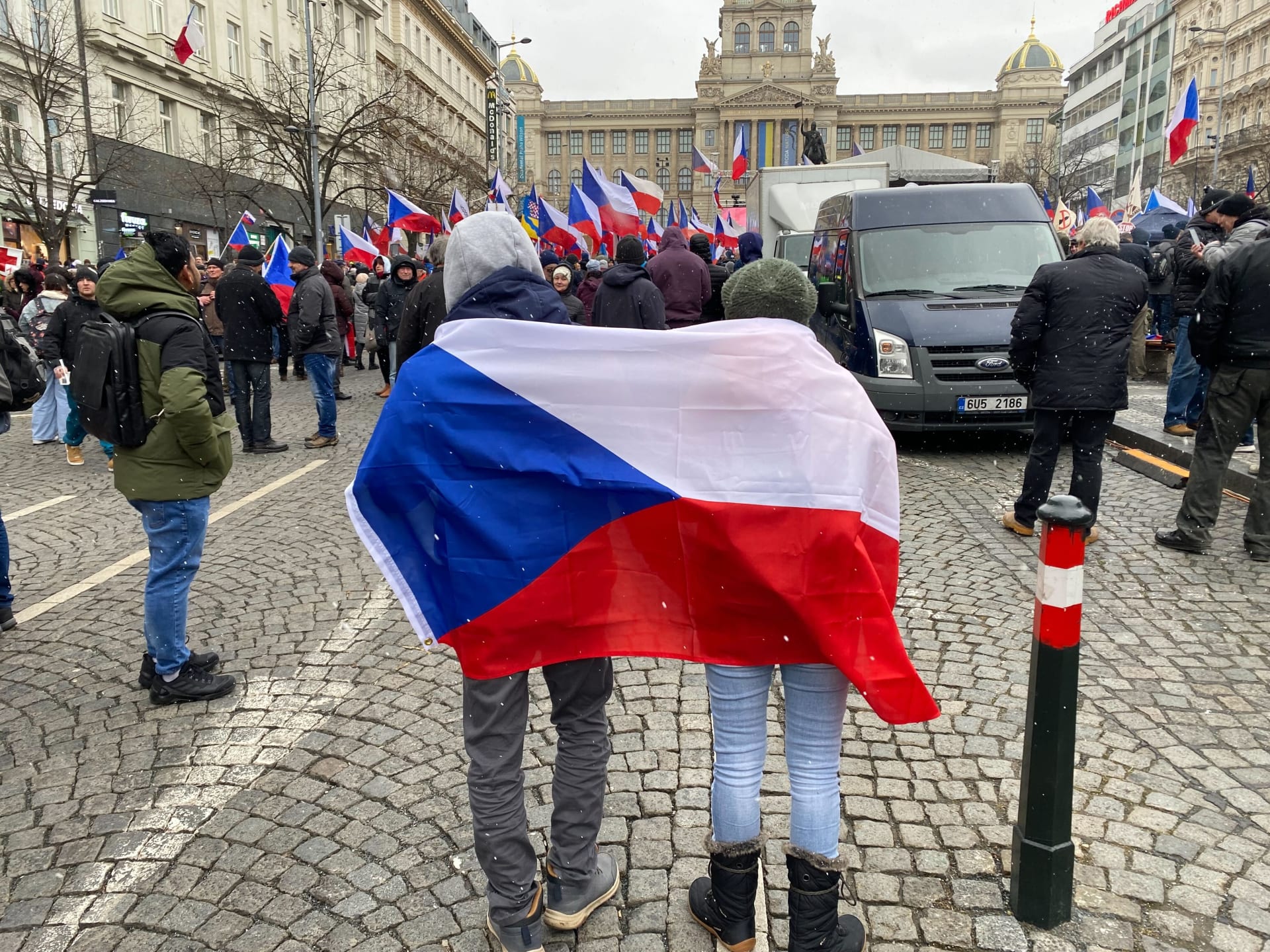 Protestující na Václavském náměstí