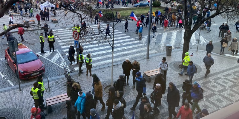 Akce na Václavském náměstí pomalu končí.