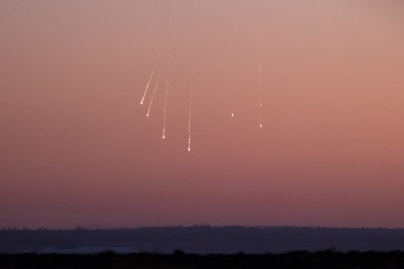 Zápalná munice (fosfor nebo termit), která se 25. ledna 2023 objevila na obloze u Bachmutu