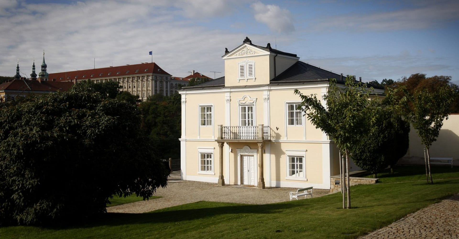 V Lumbeho vile bydlel například tehdejší prezident Václav Klaus.