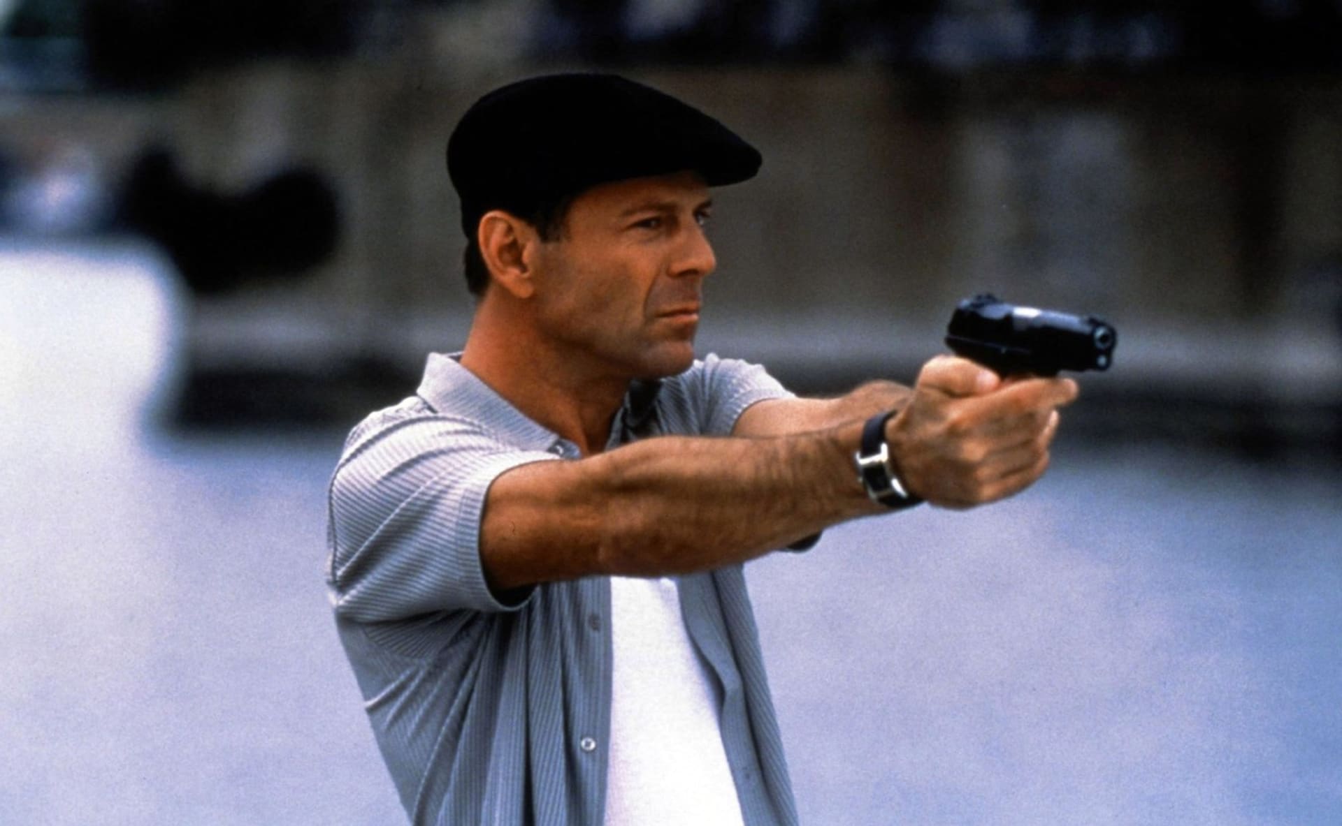 Bruce Willis si vyzkoušel povolání soukromého detektiva, kterého si následně zahrál i v seriálu.