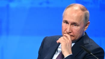 Kreml otáčí. Už žádná speciální operace, Putin mluví o válce čím dál častěji