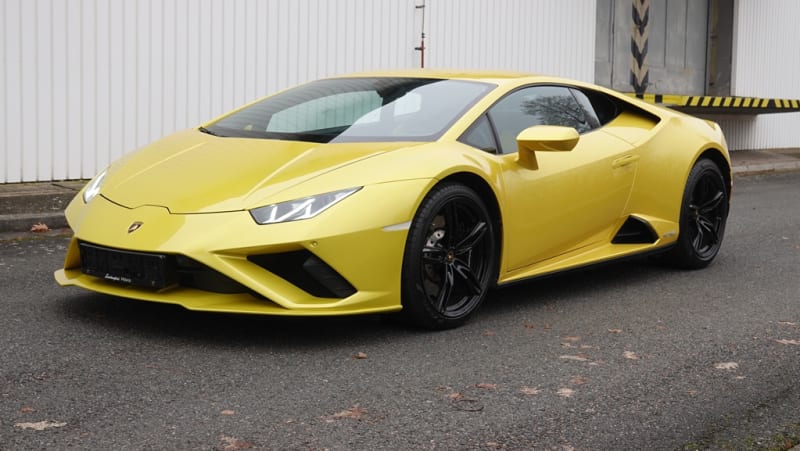Ministerstvo vnitra nabízí v aukci luxusní Lamborghini Huracán.