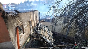 Požár na Slovensku: Pomoc od Pavla i záchrana vzácných děl. Policie zahájila trestní stíhání