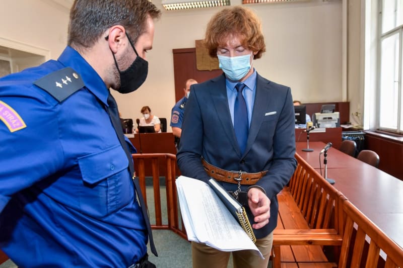 Na snímku je obžalovaný Tomáš Fiala v soudní síni. (23. září 2020)
