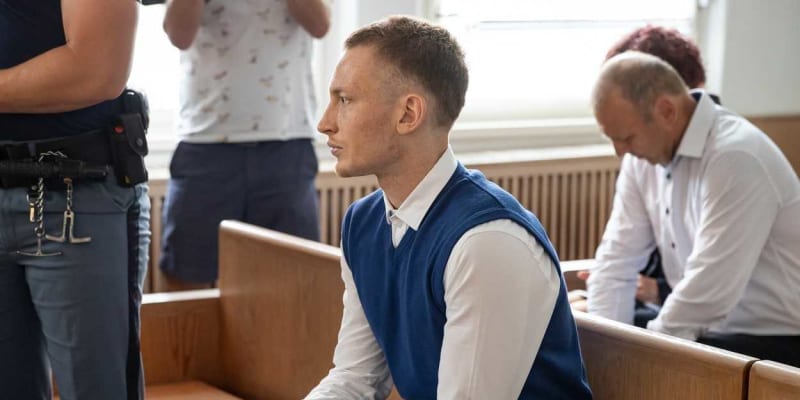Vrchní soud v Praze projednával 29. června 2022 případ vraždy majitelky vily v pražské Bubenči a jejího druha. Na snímku obžalovaný Tomáš Fiala.