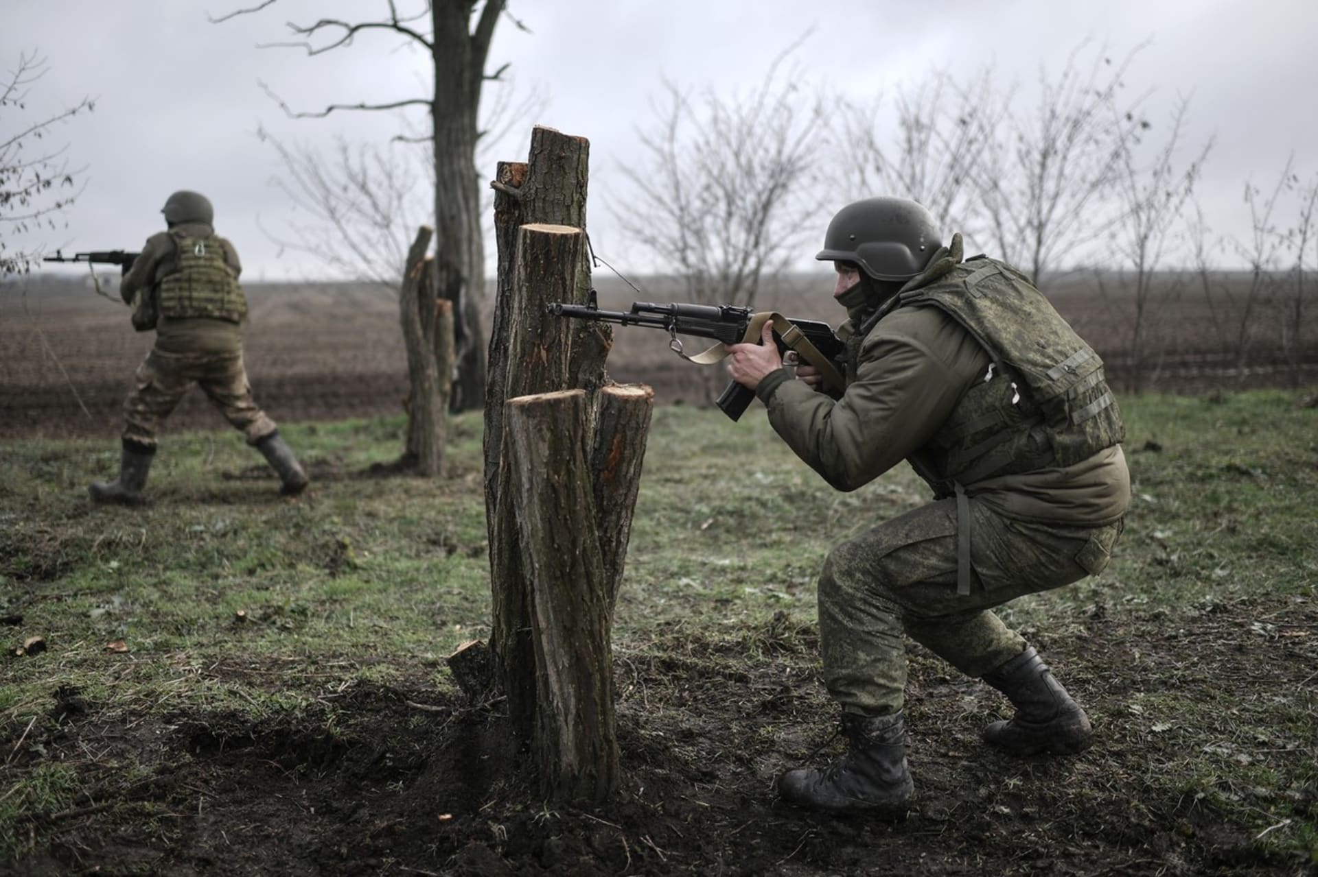 Výcvik ruských vojáků na Ukrajině (16. 12. 2022)