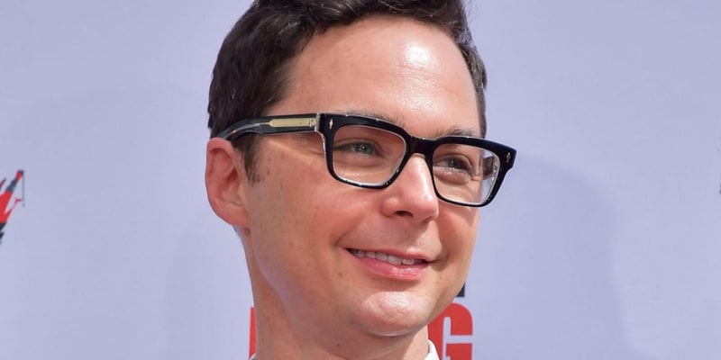Za roli poťouchlého Sheldona získal Parsons mimo jiné 4 ceny Emmy a Zlatý glóbus.