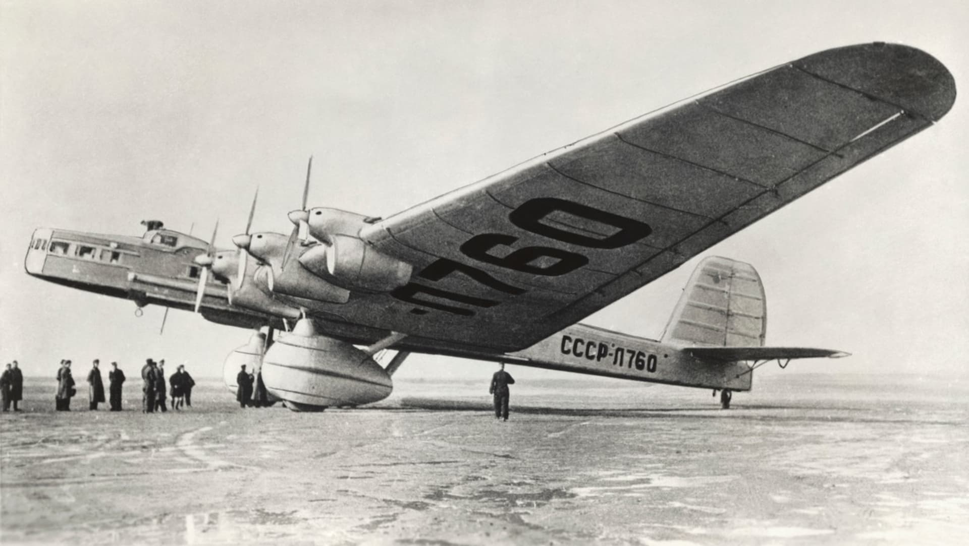 Tupolev zabil při svém agitačním letu 49 lidí 