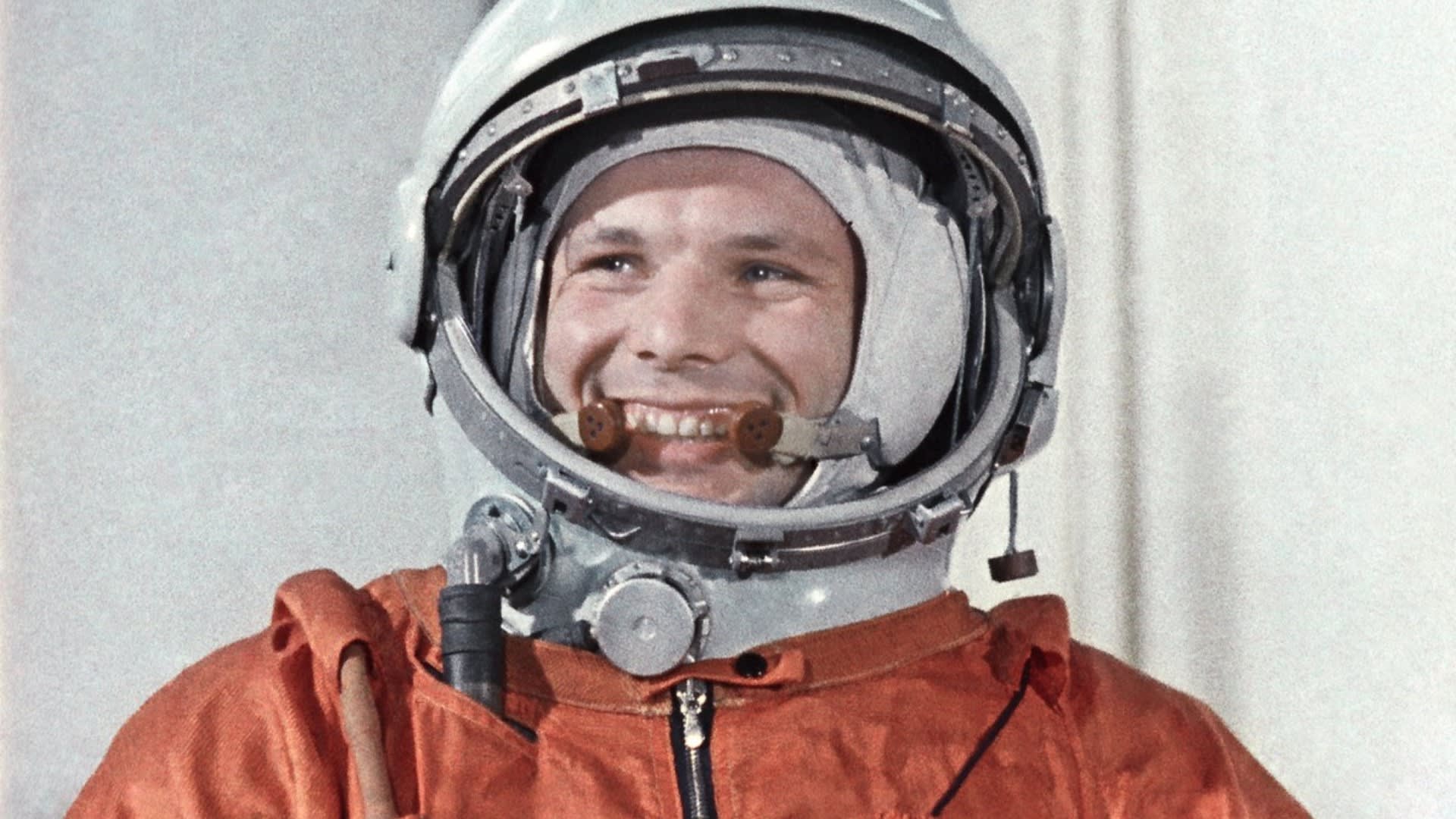 Jurij Gagarin se po úspěšném letu do vesmíru stal globální celebritou.