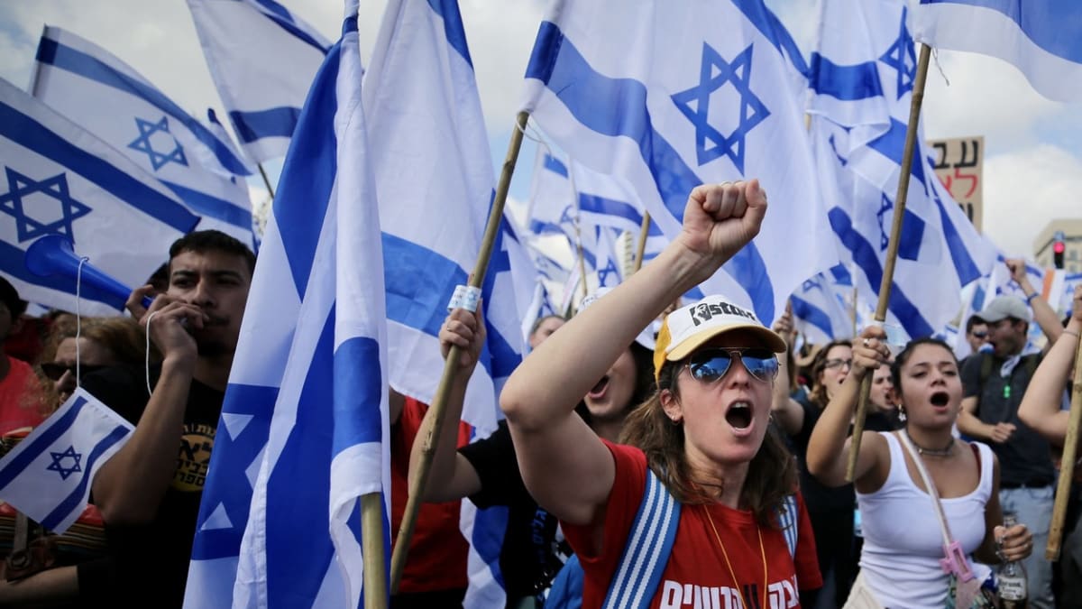 Chystaná reforma justice vyvolala v Izraeli nebývale mohutné demonstrace