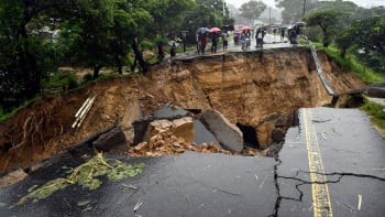 Bouře Freddy zabila v Malawi přes 600 lidí. Zdravotnictví je zahlceno, hrozí šíření nemocí 