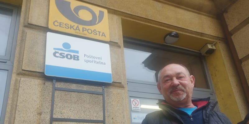 Se zrušením této pošty na Hlavní třídě v Ostravě-Porubě zásadně nesouhlasí její stálý zákazník Pavel Barciaga.