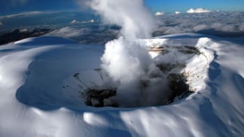 Smrtící sopka se probouzí. Výbuch hrozí každým dnem, erupce v 80. letech zabila 25 tisíc lidí