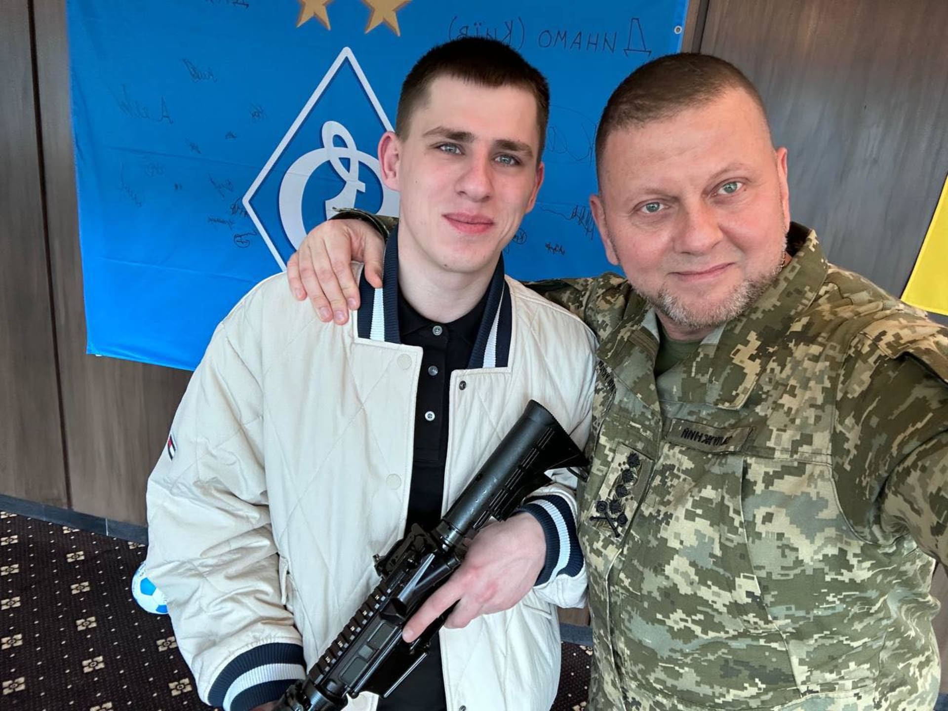 Ukrajinský voják Ruslan Zubarev se Zálužným.
