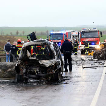 Těžká dopravní nehoda si v německém Durynsku vyžádala sedm životů