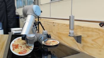 Pomocník v kuchyni budoucnosti: Robot umí ochutnávat jídlo a hodnotit jeho kvalitu 