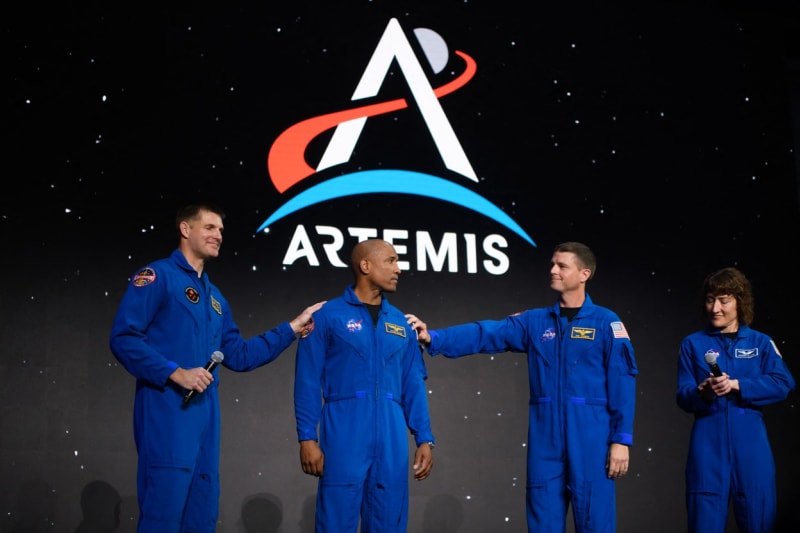 NASA představila posádku mise Artemis,