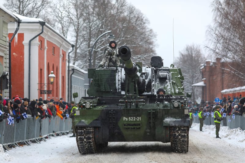 Finsko má silnější dělostřelectvo než Německo a Francie dohromady