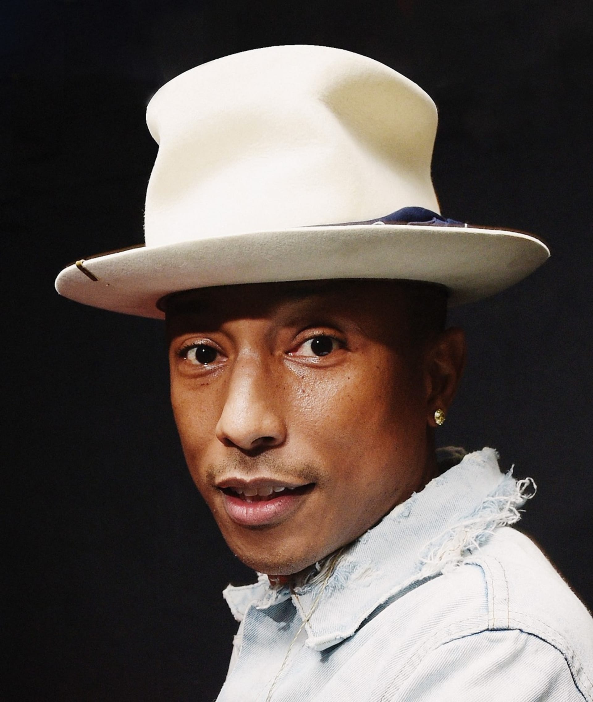 Pharrell Williams se proslavil v hudbě i módě. 