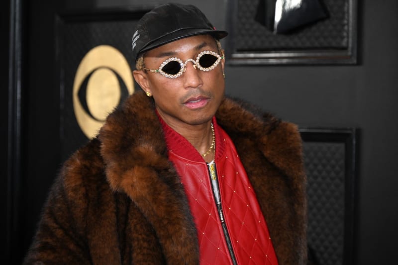 Pharrell Williams miluje rodinu, hudbu a módu.