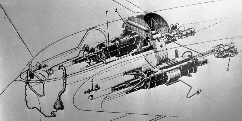 Schéma uložení dvou 30mm kanonů v Me 163