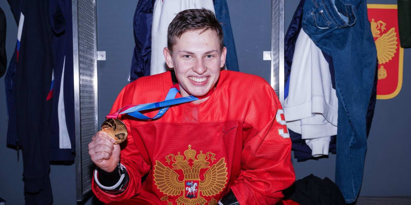 Ruský hokejista Matvei Michkov