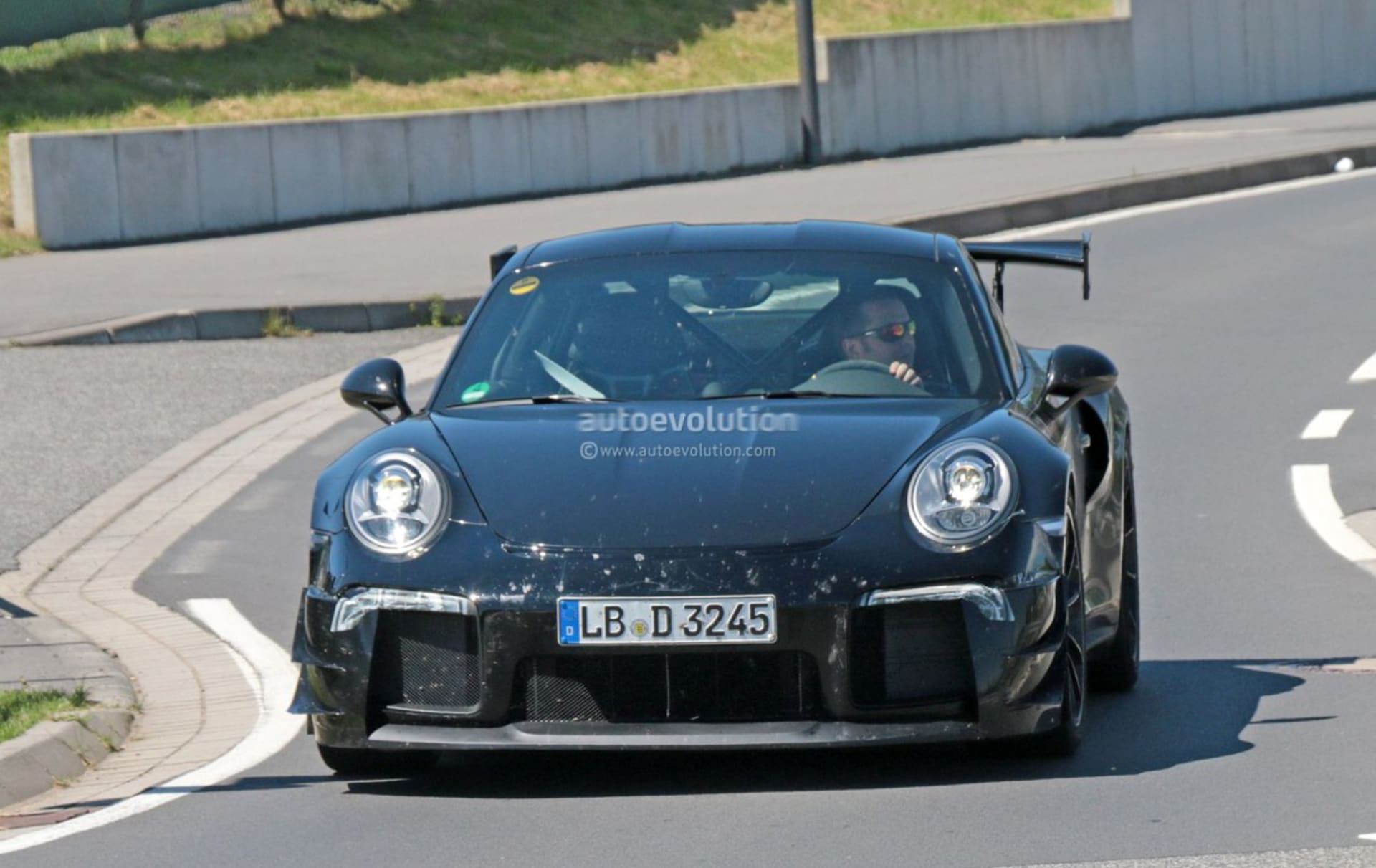Porsche 911 GT2/GT2 RS