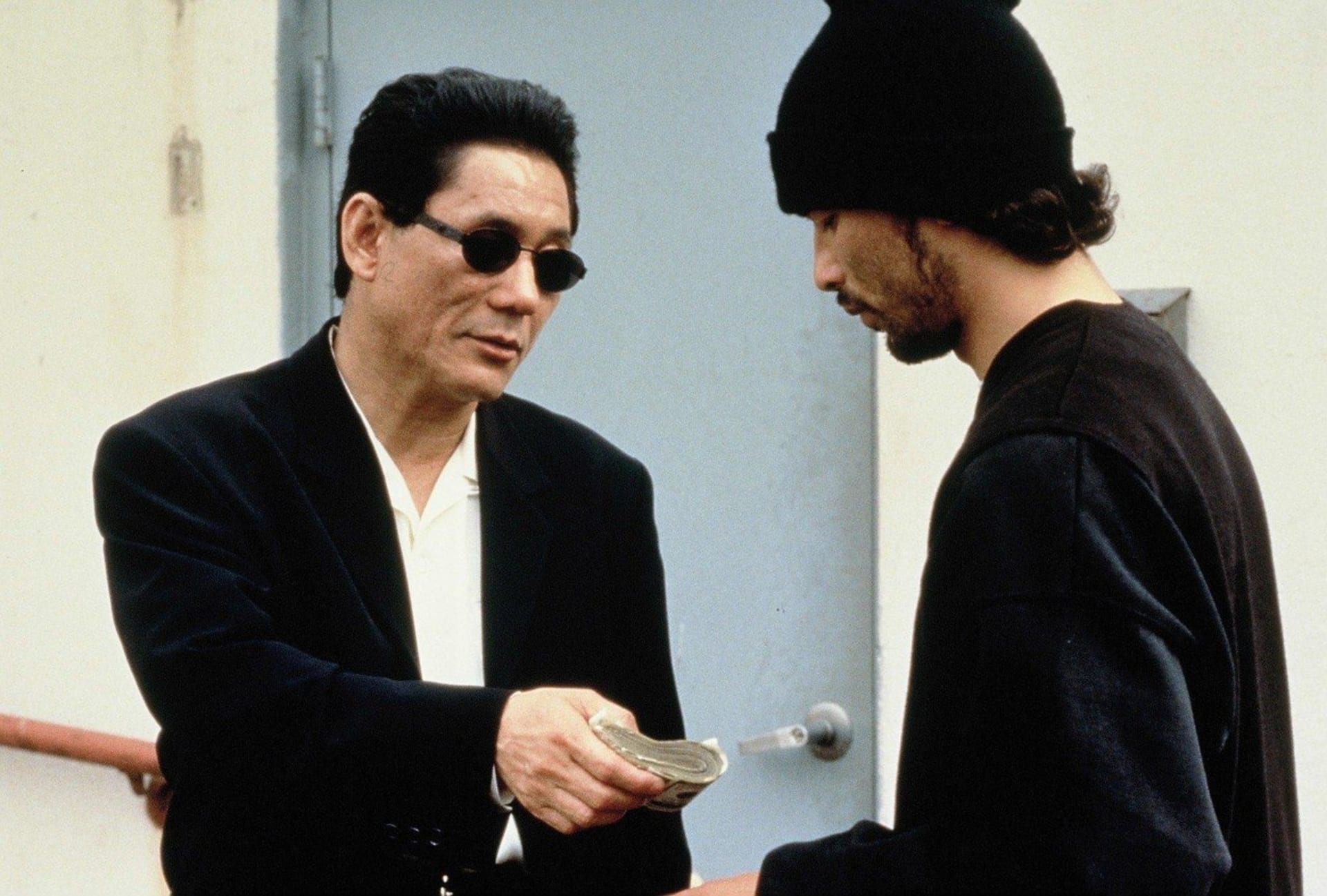Ve spárech yakuzy (2000)