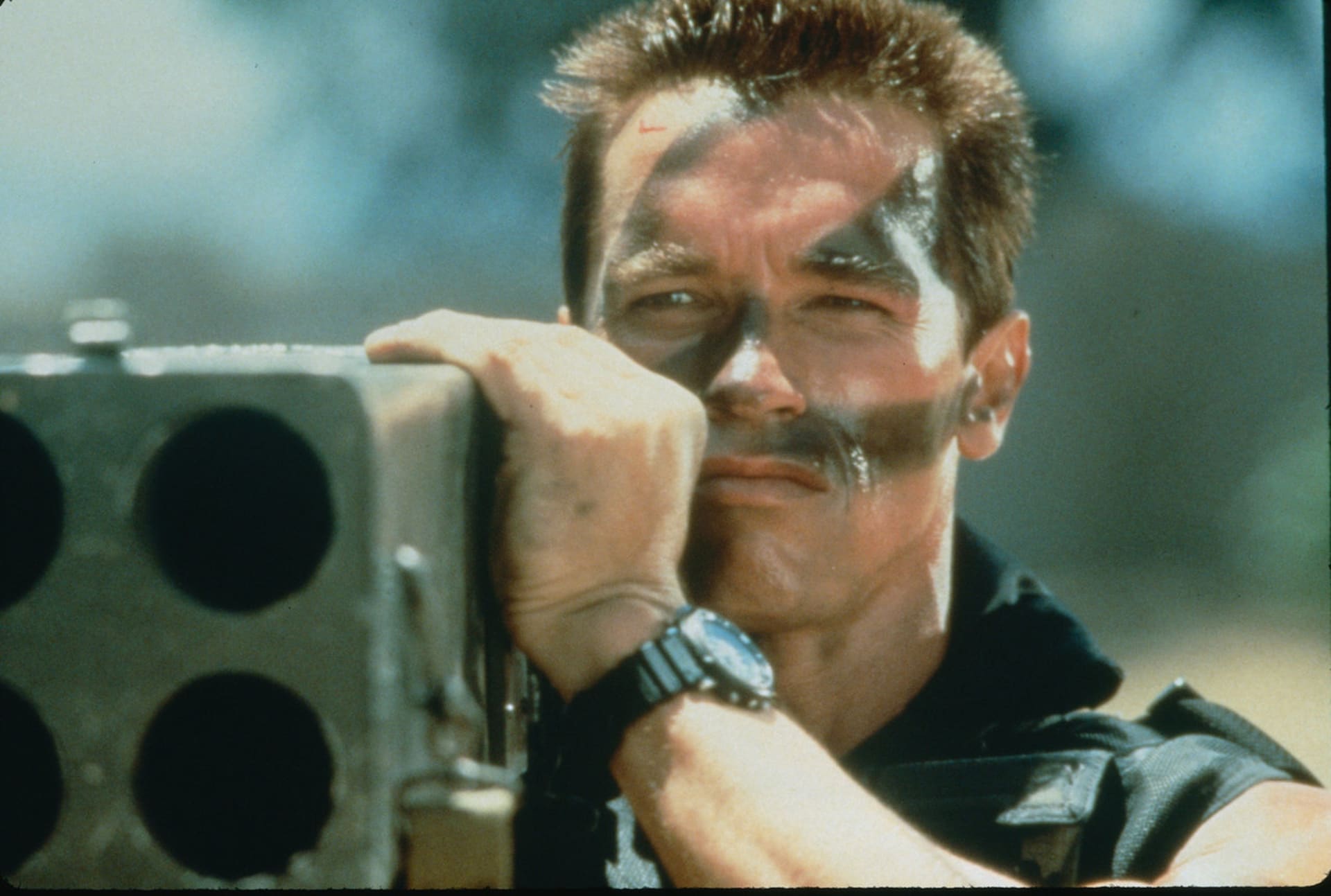 Arnold Schwarzenegger ve filmu Komando