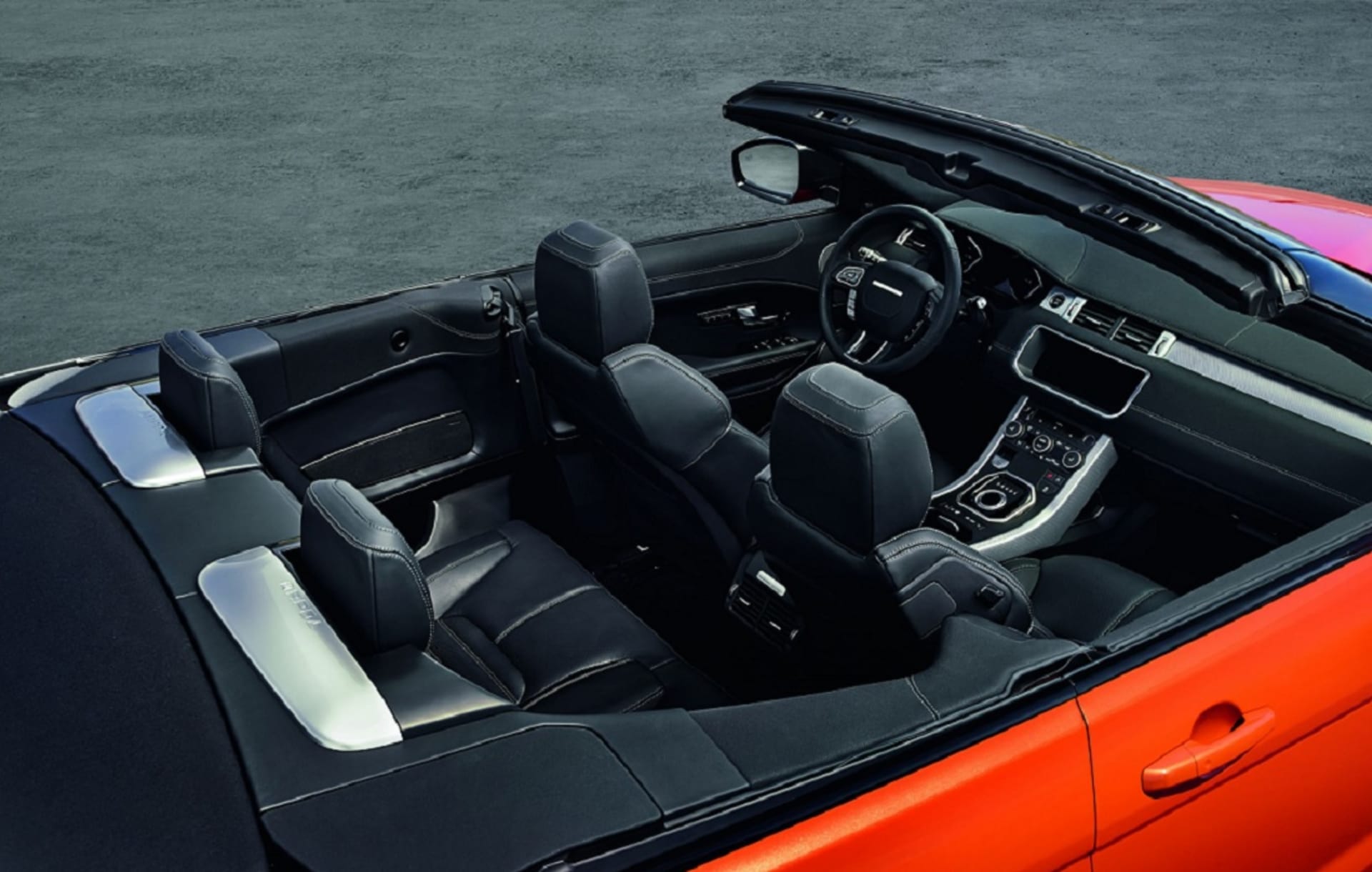 Interiér Range Roveru Evoque Convertible