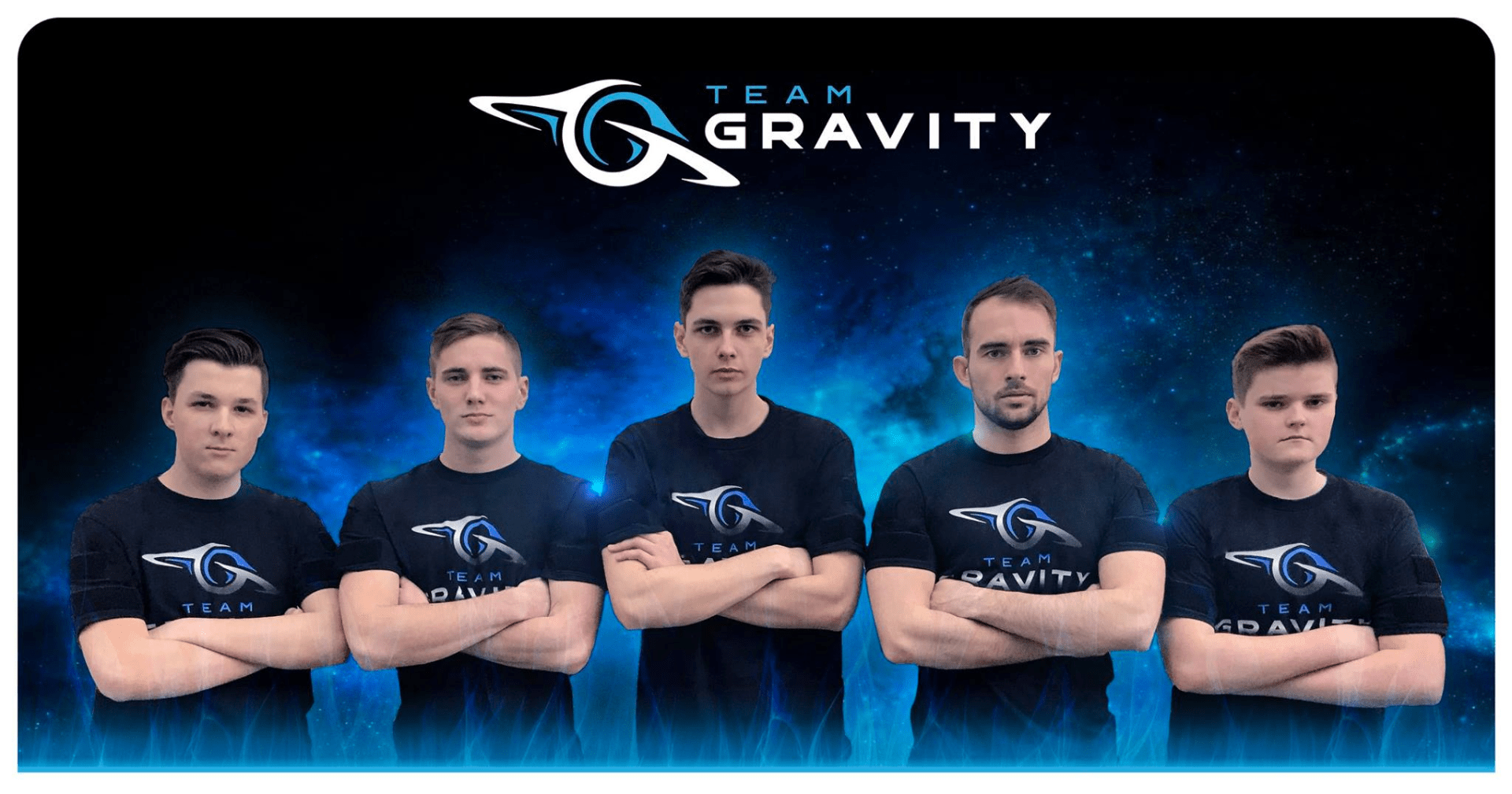 Team Gravity (zleva: blogg1s, Wantyyyy, fazenn, KAPARZO, AJTT)