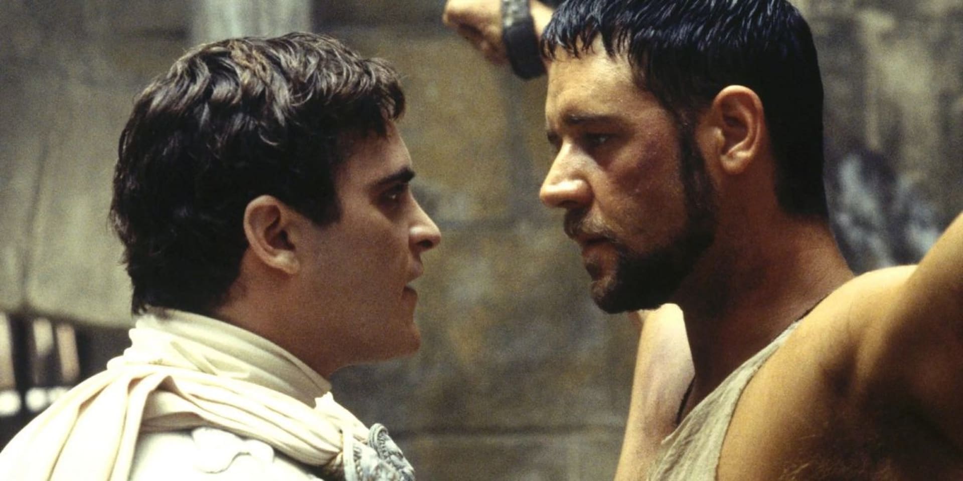 Joaquin Phoenix a Russell Crowe ve filmu Gladiátor