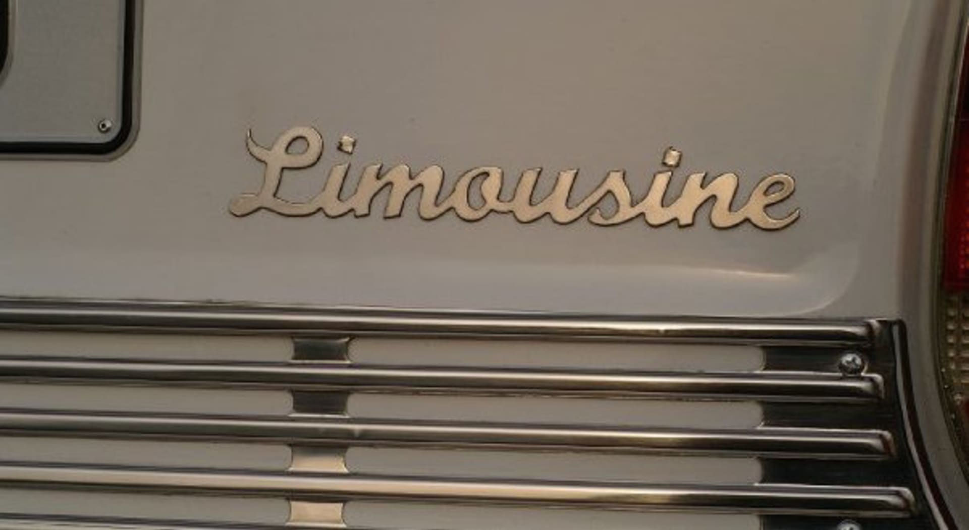 ŠKODA 105 L Limousine