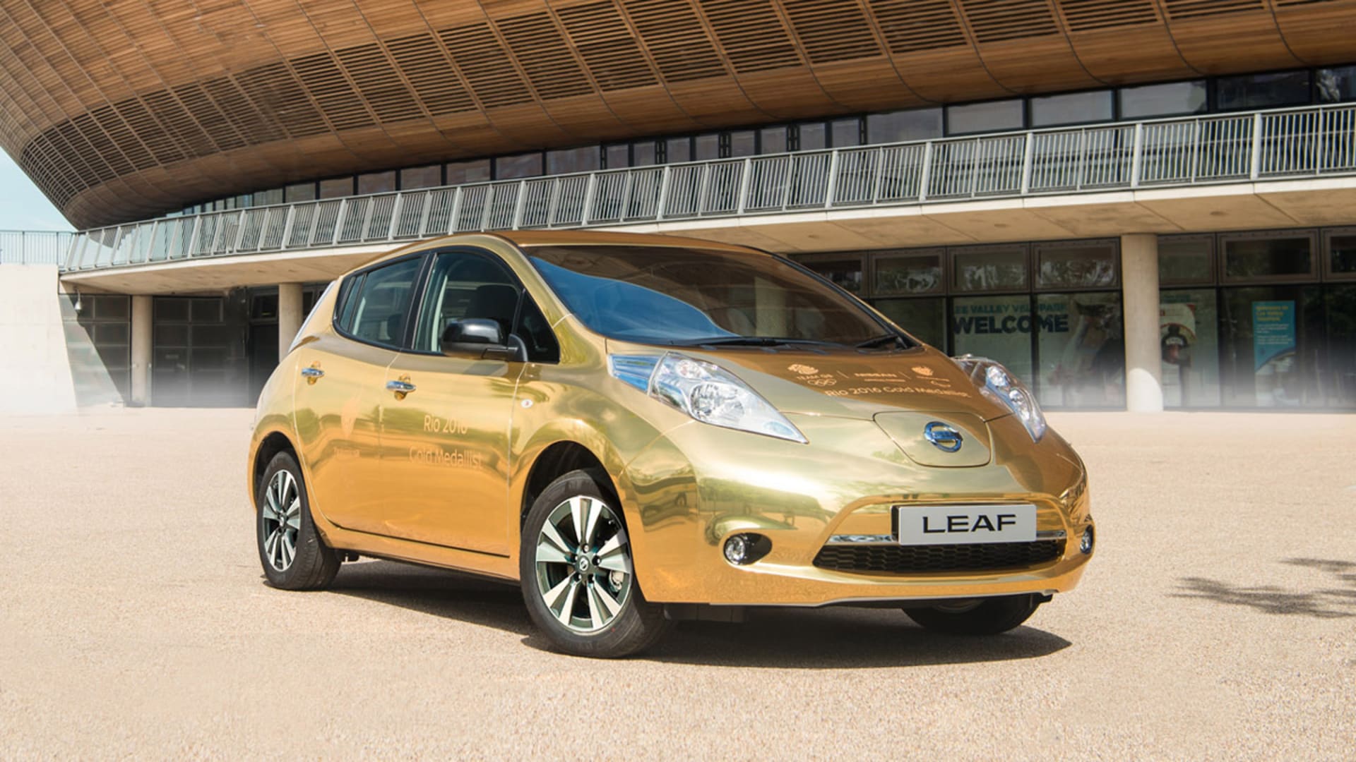 Zlatý Nissan Leaf pro vítěze olympiády.