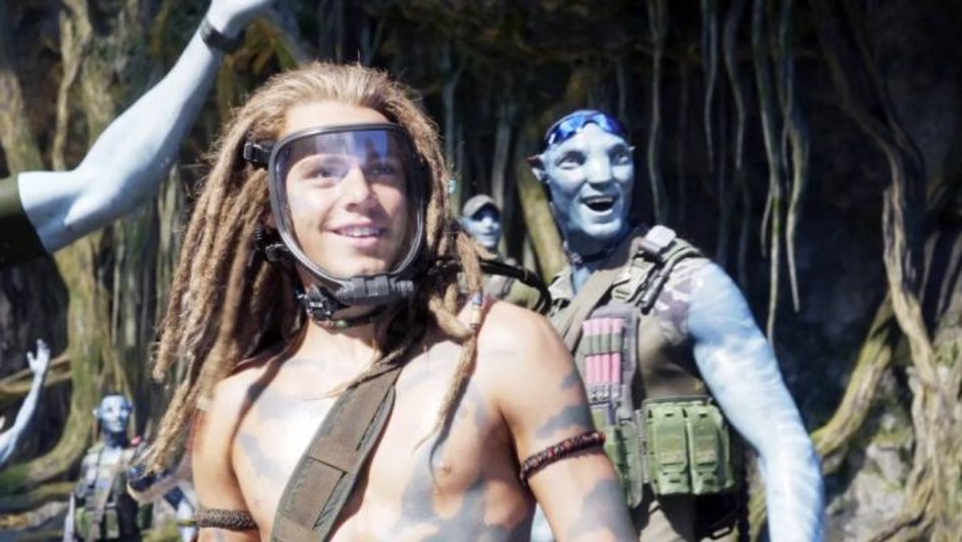 Jack Champion jako Spider ve filmu Avatar: The Way of Water