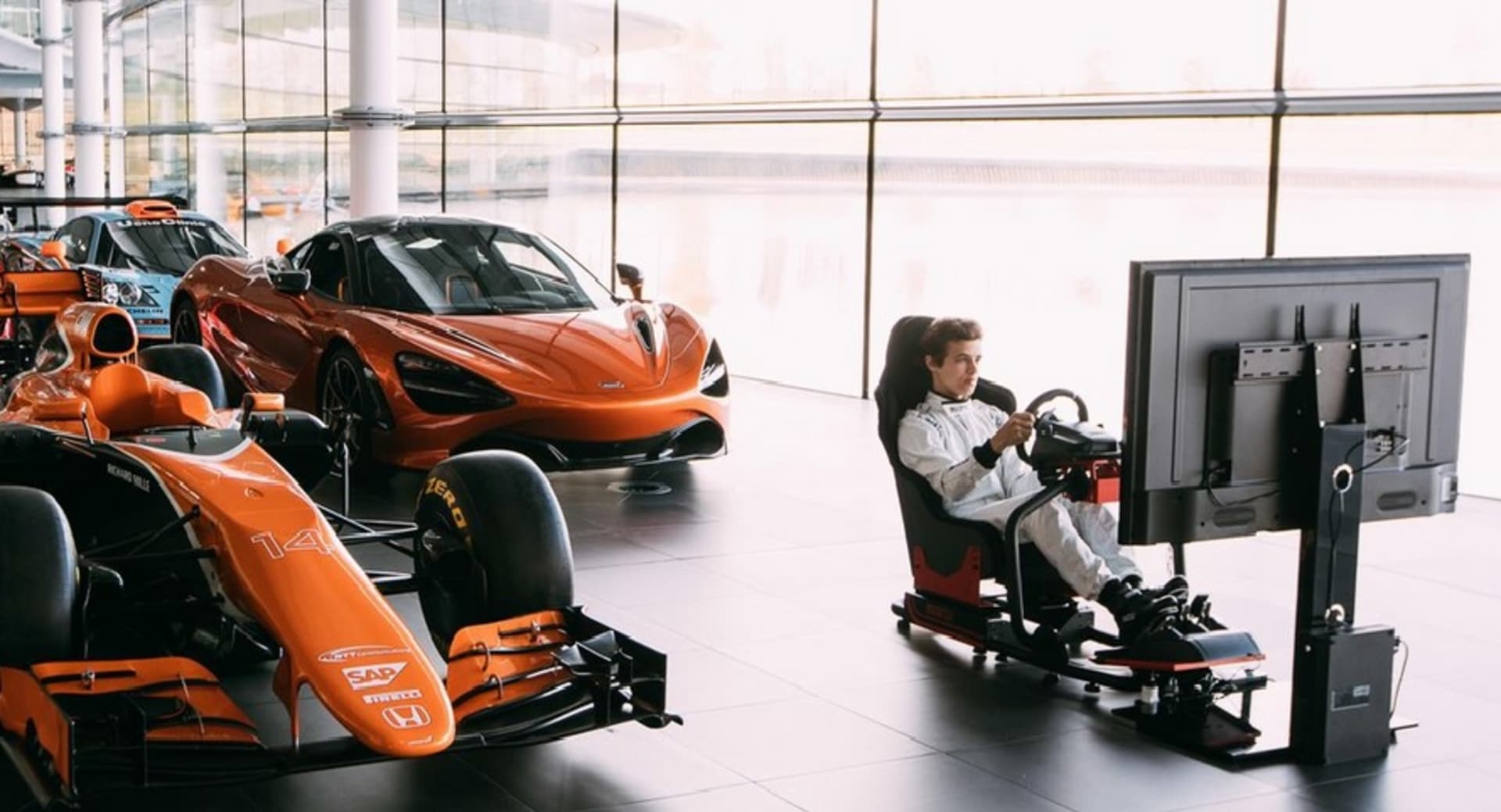 McLaren hledá testovací jezdce