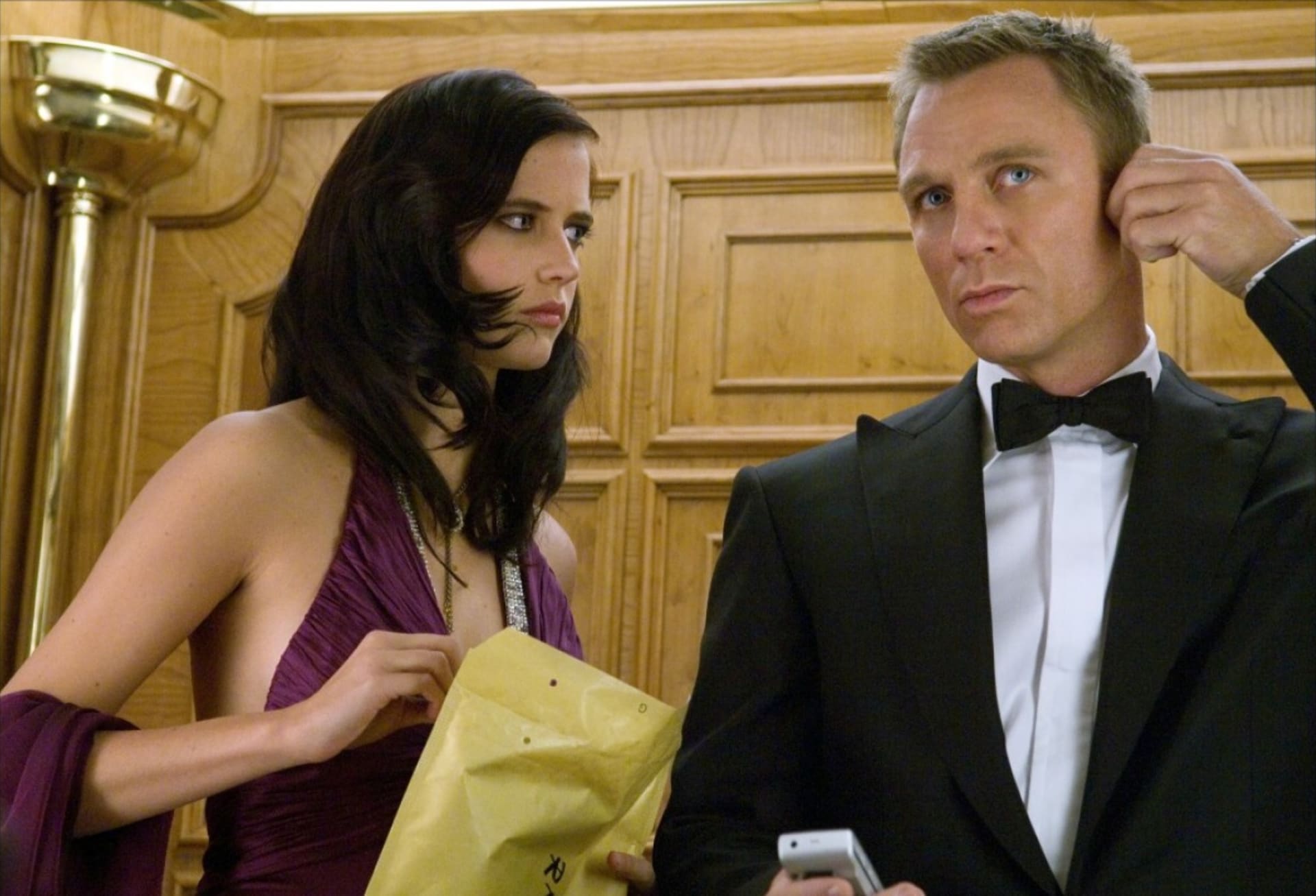 Eva Green a Daniel Craig v bondovce Casino Royale.