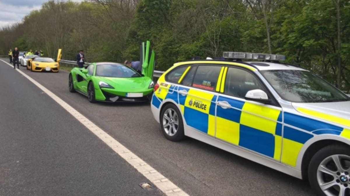 Britská policie bez milosti zabavuje auta. I supersporty z půjčovny