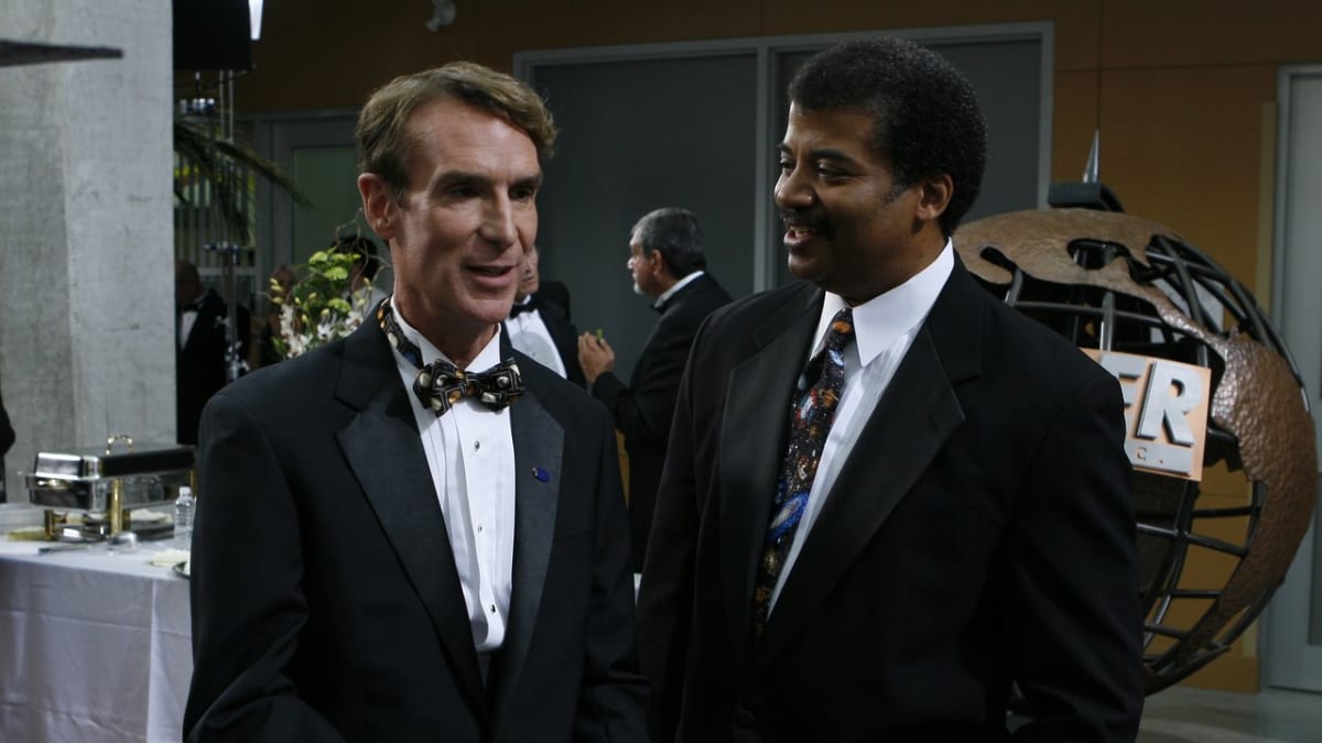 Bill Nye a a Neil deGrasse Tyson ve Stargate Atlantis