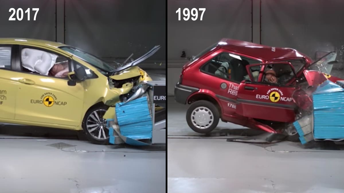 Moderní Honda Jazz versus Rover 100 z 90. let.